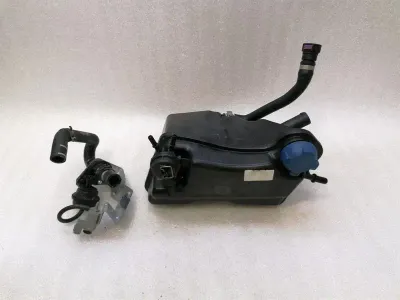 Porsche Boxster Spyder 718 Coolant Reservior 981106047 Container