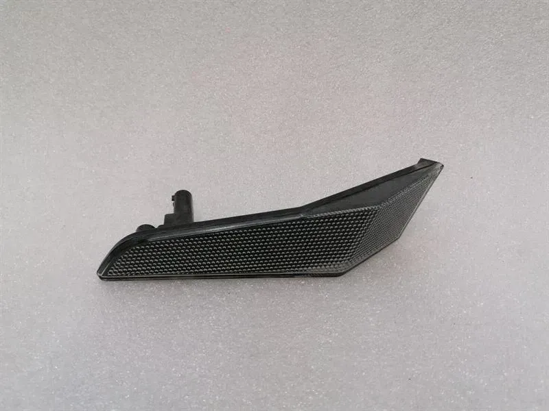 McLaren 720S Coupe Right Indicator 11AA311CP Right Side Indicator