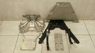 Porsche 911 R 991 Undertray Holder Bracket 99150423302 Holder Carrier