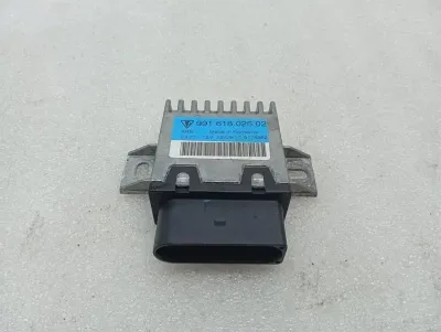 Porsche 911 991 electronic module 99161802502 control unit fuel pump