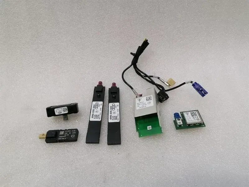 Porsche 911 992 GT3 Aerial / Antenna Set 4M0035504 Antenna Kit