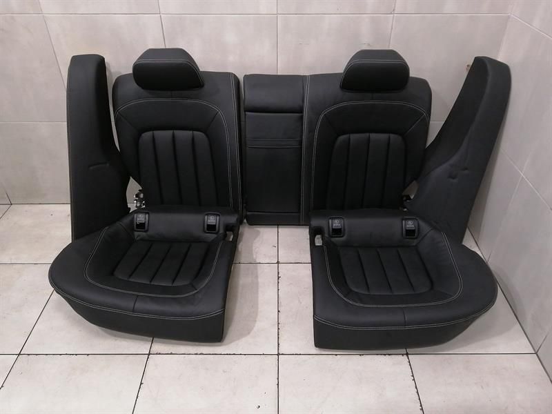 Mercedes CLS W218 rear seat set 7E80 A2189200533 rear seat leather set 7E80