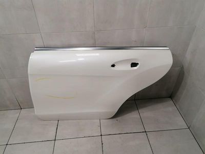 Mercedes CLS W218 right rear door A2187301205 door rear right