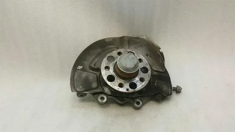 Mercedes CLS W218 Right Front Hub A2183300125 Wheel Bearing Housing Front Right