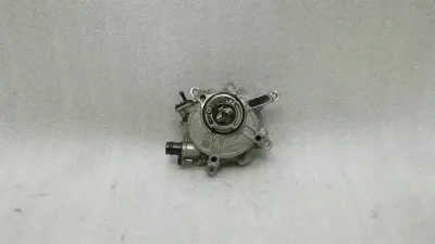 Mercedes CLS W218 Vacuum Pump A2762300165 Vacuum Pump M278 V8