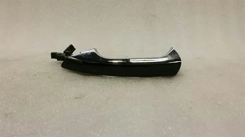 Mercedes W218 rear left door handle A2047601370 door handle rear left keyless go