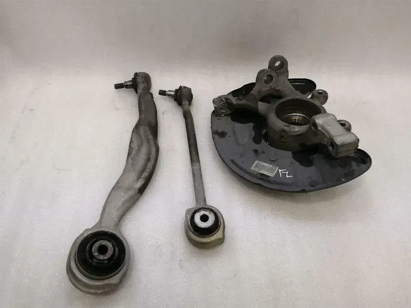 MERCEDES CLS W218 Left Front Hub SET A2183320701 Wheel Bearing Housing Front L 4-MATIC