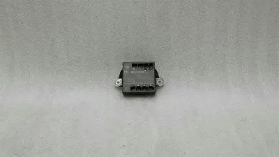 Mercedes CLS W218 rear left door module A2189001401 door control unit left