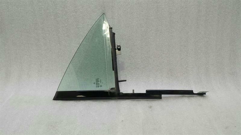 Mercedes CLS W218 RLH 1/4 Glass A2187300155 Door Window 1/4 Rear Left Quarter