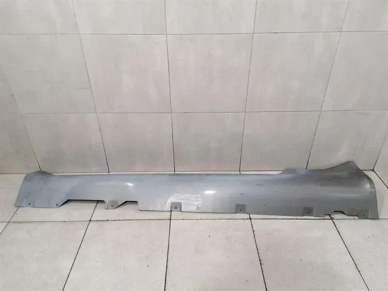 Aston Martin Vantage V8 side skirt 8G33-10609-AC LEFT side skirts
