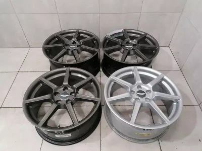 Aston Martin Vantage V8 Alloy Wheel 6G33-1007-GB Alloy Wheel 9.5jX19 ET62.5 SET