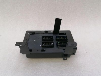 Aston Martin Vantage V8 Fuse Box 4G43-14A073-AG Fuse Box