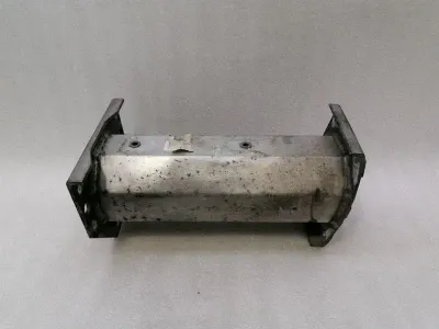 Aston Martin Vantage front bumper support holder 6G33-V17N800-BA holder carrier