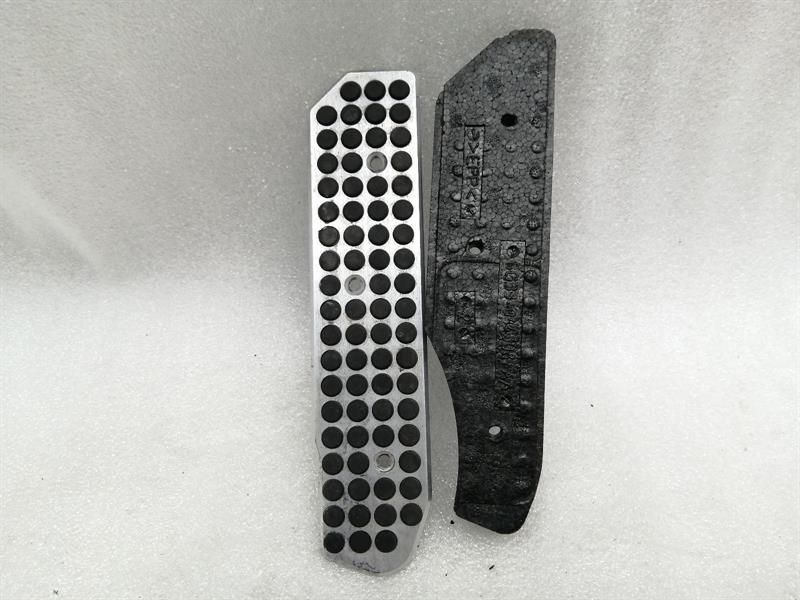 ASTON MARTIN VANTAGE V8 6G33-044J08-AA FOOT REST RHD