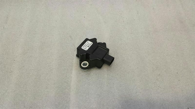Mercedes GLS X166 ESP Sensor A0065422618 Rotation Rate Sensor