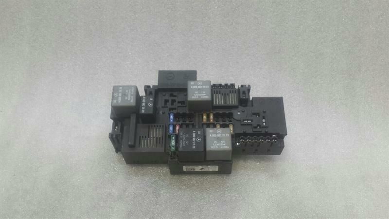Mercedes S-Class W222 Fuse Box A2229063302 Fuse Box