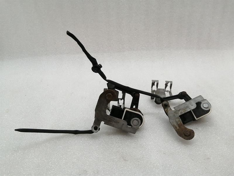 Mercedes E Class W238 Level Sensor Set A0009053704 Height Sensor Set