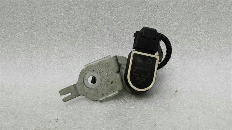 Mercedes E Class W238 Headlight Level Sensor A0009053704 Level Sensor