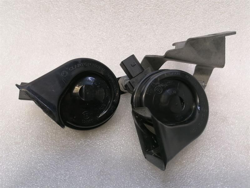 Porsche 911 992 horn set 992951212A horn fanfare set