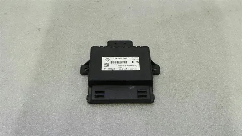 Porsche 911 991 Electronic Voltage Converter 7PP959663D Voltage Stabilizer