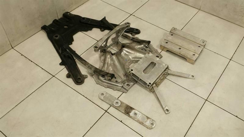 Porsche 911 991 holder 99150443701 holder carrier 3.0 T gearbox bracket set