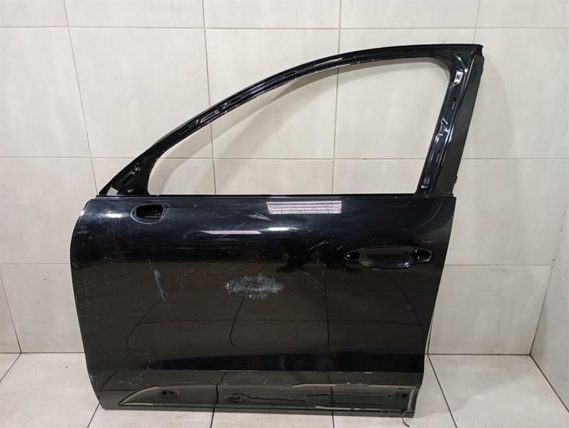 Porsche Macan 95B left front door 95B831311A door front left