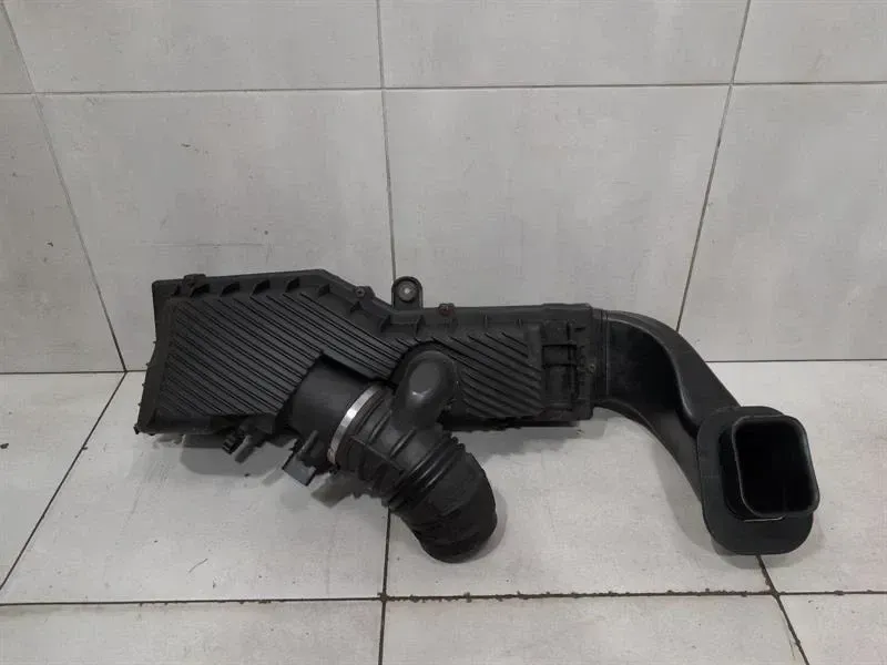 Porsche 911 996 Air Filter Box 99611002156 Air Filter Box