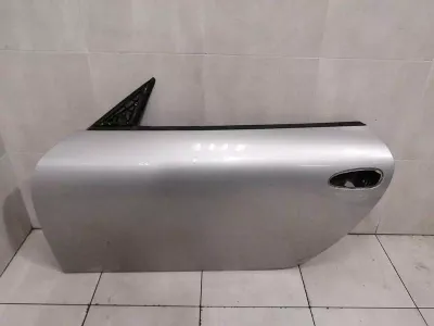 Porsche 911 996 left front door 99653101106 door front left