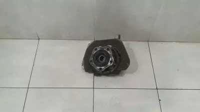 Porsche 911 996 Left Rear Hub 99633111106 Wheel Bearing Housing Rear Left