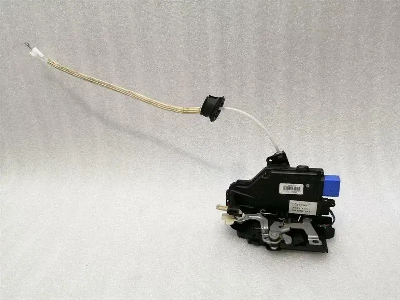 Porsche Boxster 987 facelift RHD right door lock 95553101604 right hand drive