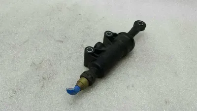Porsche Cayman 987 clutch cylinder 99742317101 clutch cylinder master cylinder
