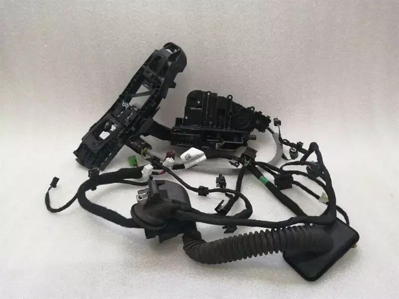 Mercedes S-Class W222 RRH Door Lock Keyless-Go A0997308200 Rear Door Lock Re