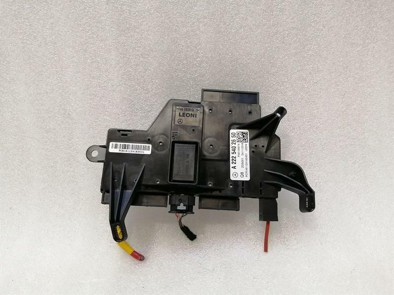 Mercedes S-Class W222 Fuse Box A2225402650 Fuse Box