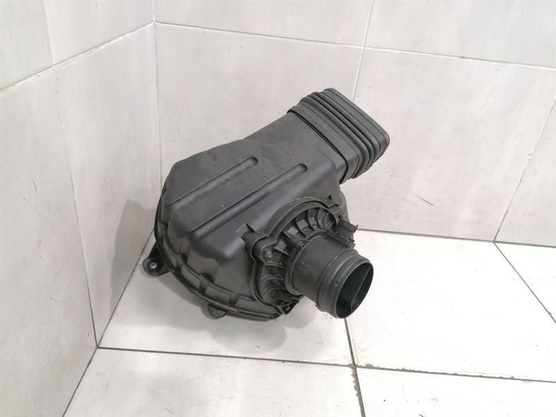 MASERATI QUATTROPORTE VI M156  Airbox 670004602 Luftfilterkast