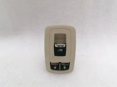 MASERATI QUATTROPORTE VI M156 Window Switch 670025407 Window Switch