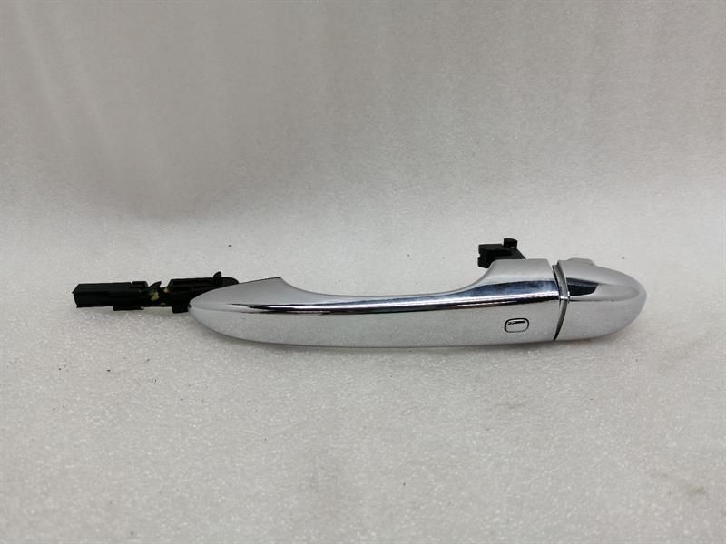 Maserati Quattroporte VI M156 Front Left Door Handle Keyless 670075322 Door Handle
