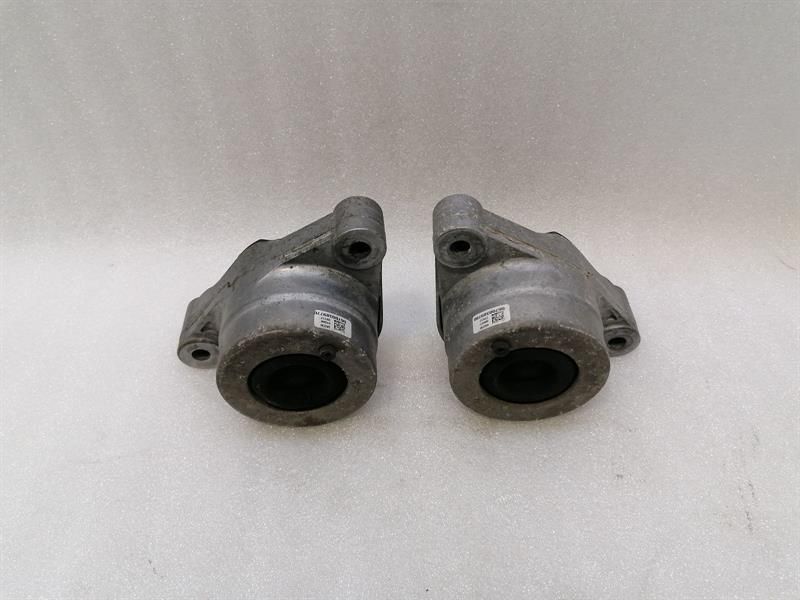 Maserati Quattroporte VI M156 engine mount 670038978 engine mount diesel