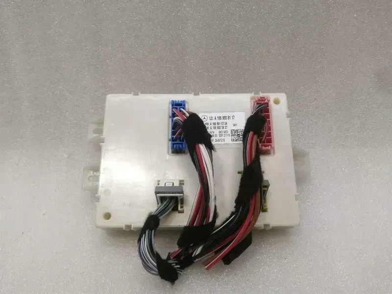 Mercedes GLS X166 W166 Rear SAM Module A1669008117 Control Unit Rear