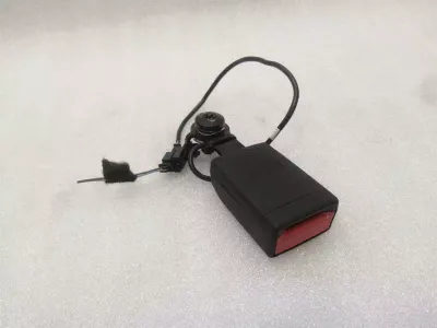 Mercedes GLS X166 Rear Left Belt Buckle A1668602369 Belt Lock Left