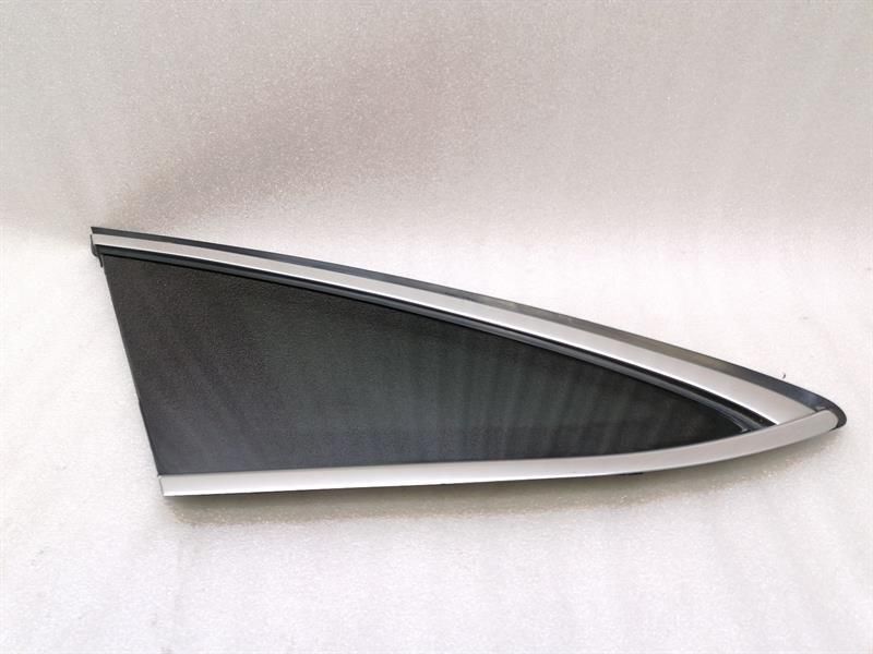 Mercedes GLE W292 Left Rear Quarter Glass A2926700900 Door Window 1⁄4 Rear Left