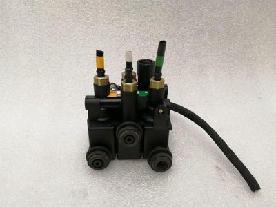 Land Rover Range Rover L405 Air suspension valve CPLA-5B710-BC valve block