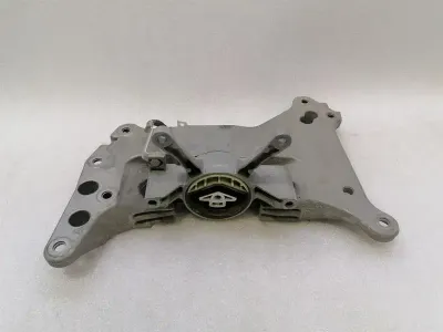 BMW 4 M4 G82 G22 gearbox mount 8089421 transmission holder