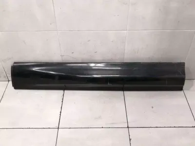 Range Rover L494 FRH Door Moulding DK62-21064-AD Trim Door Front Right