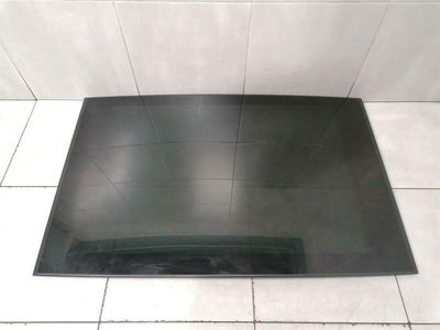 Land Rover Range Rover L405 Sunroof LR043926 Sliding Sunroof Small Defect L494