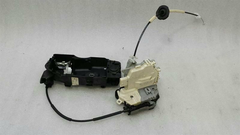 Porsche 911 991 left door lock 8J2837015C door lock RHD right-hand drive
