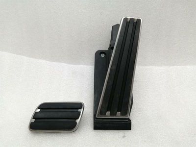 Porsche Boxster 981 accelerator pedal (electrical) 97042302101 accelerator pedal