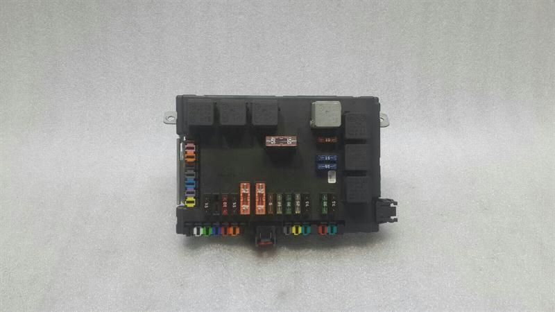 Mercedes S-Class W221 Rear Fuse Box A2219006902 Fuse Box SAM Rear