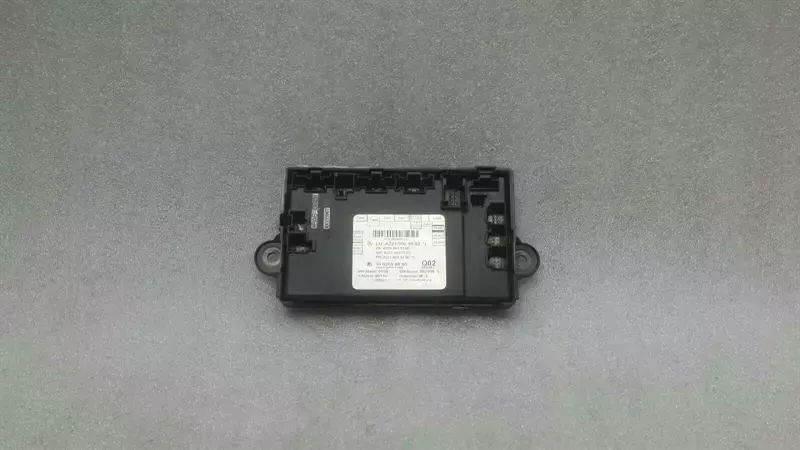 Mercedes S-Class W221 rear door module A2219009903 door control unit rear.