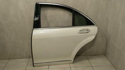 Mercedes S-Class W221 left rear door A2217300505 door rear left OM642 SWB