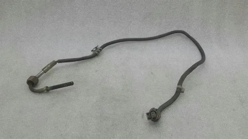 Mercedes S-Class W221 Temperature Sensor A0009058800 Exhaust Gas Temperature Sensor